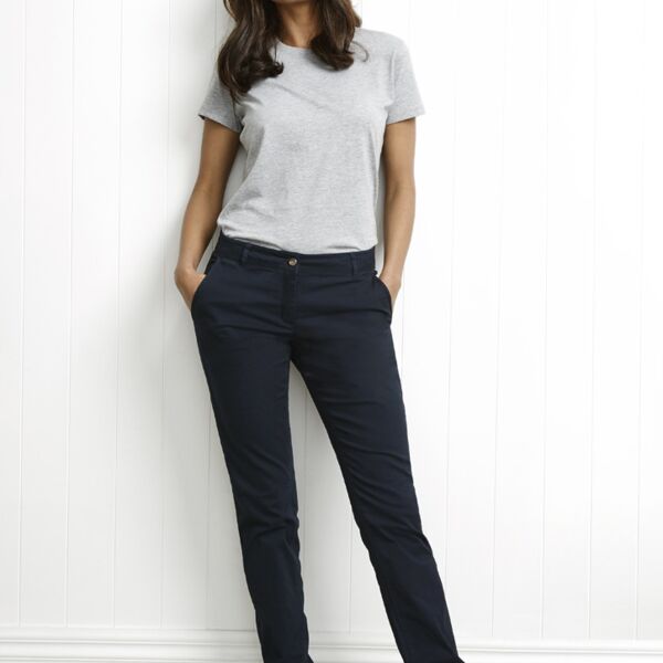 Womens Lawson Chino Pant Thumbnail